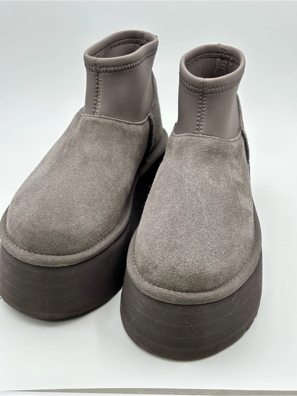 UGG Classic Mini Dipper Gray Platform Ankle Boots Size 5